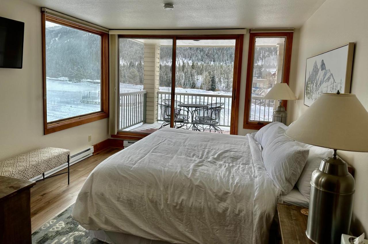 Lakeside Keystone